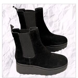 Calvin Klein Black Suede Nevia Platform Ankle boots Women’s Size 8.5 New W Tags